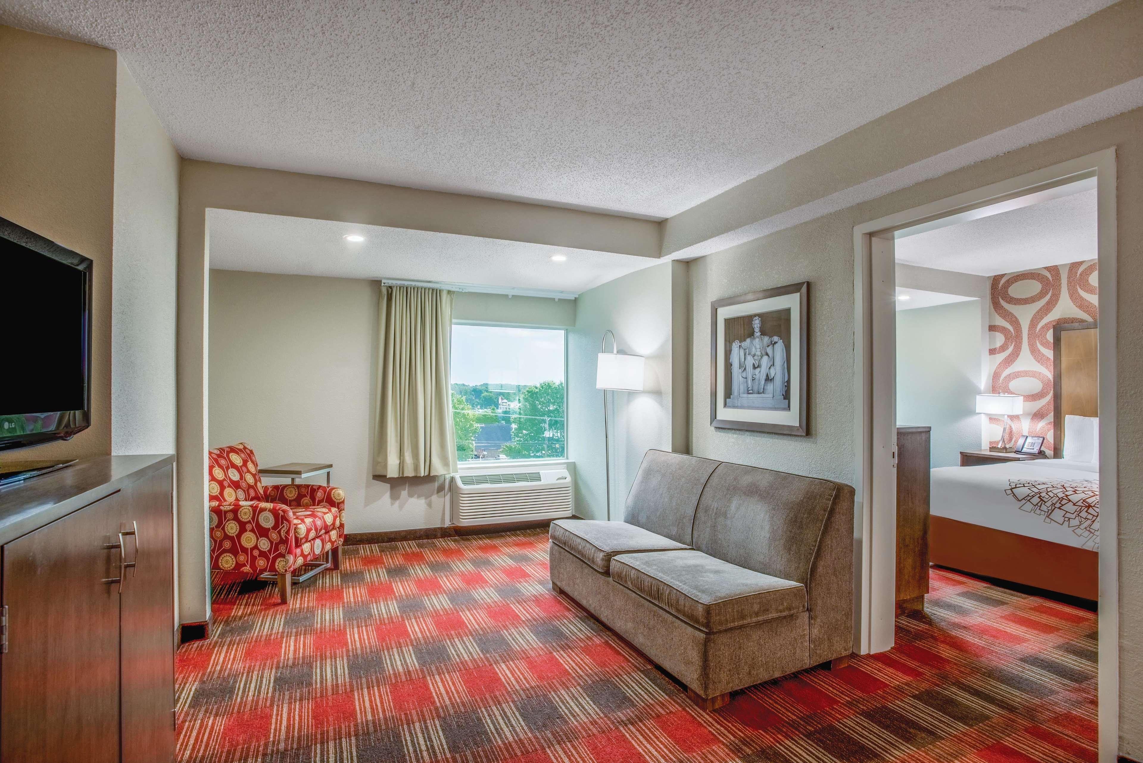 La Quinta Inn & Suites By Wyndham Dc Metro Capital Beltway Capitol Heights Exteriér fotografie