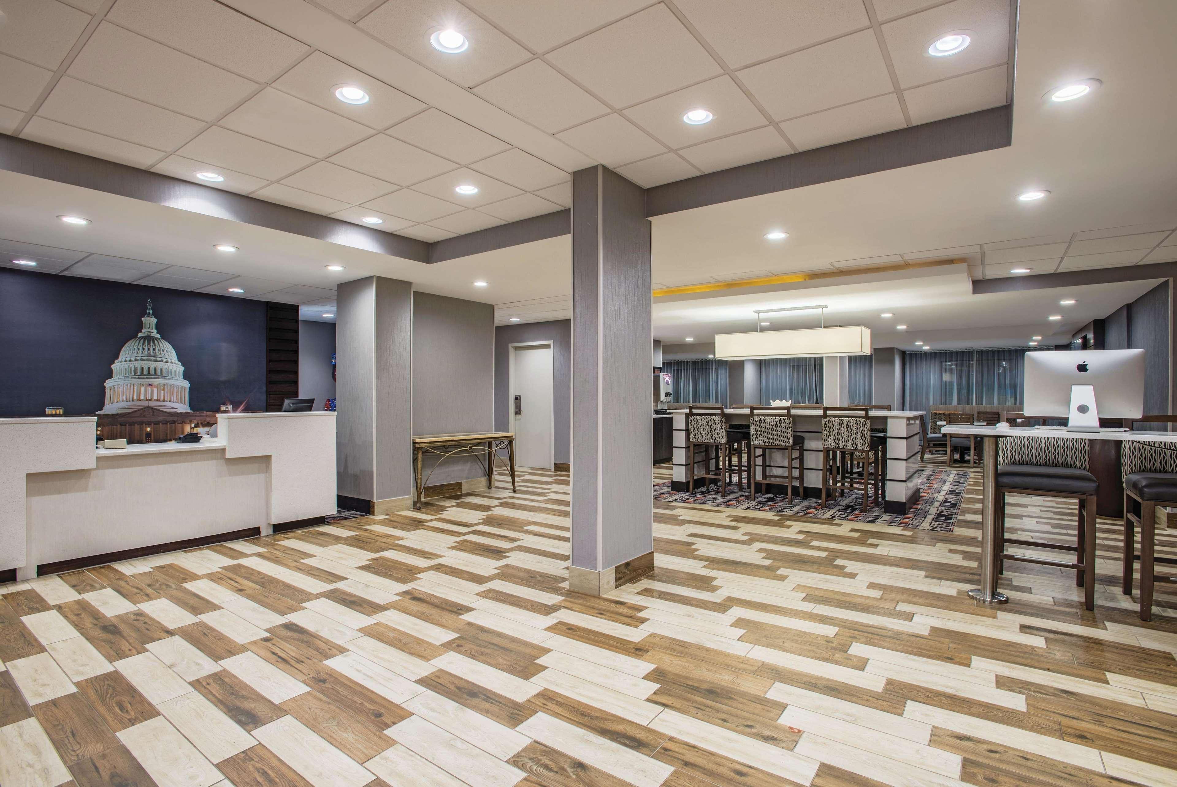 La Quinta Inn & Suites By Wyndham Dc Metro Capital Beltway Capitol Heights Exteriér fotografie