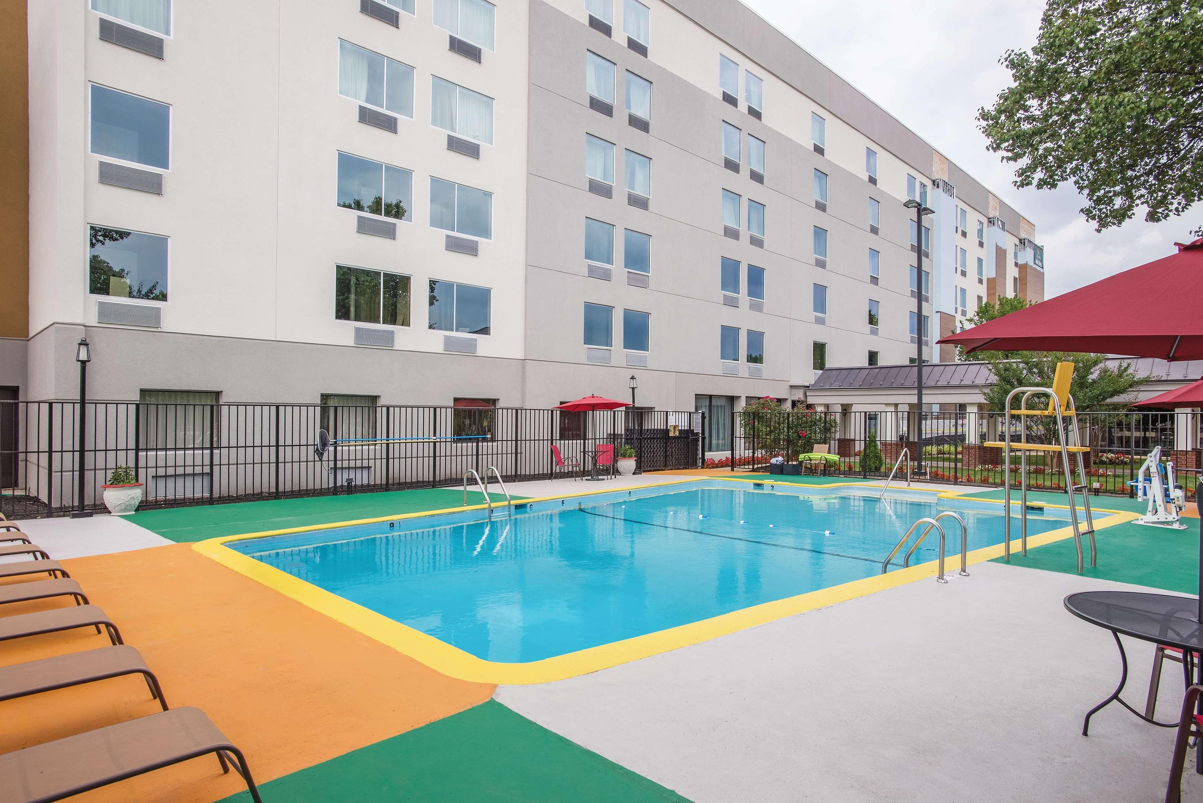 La Quinta Inn & Suites By Wyndham Dc Metro Capital Beltway Capitol Heights Exteriér fotografie