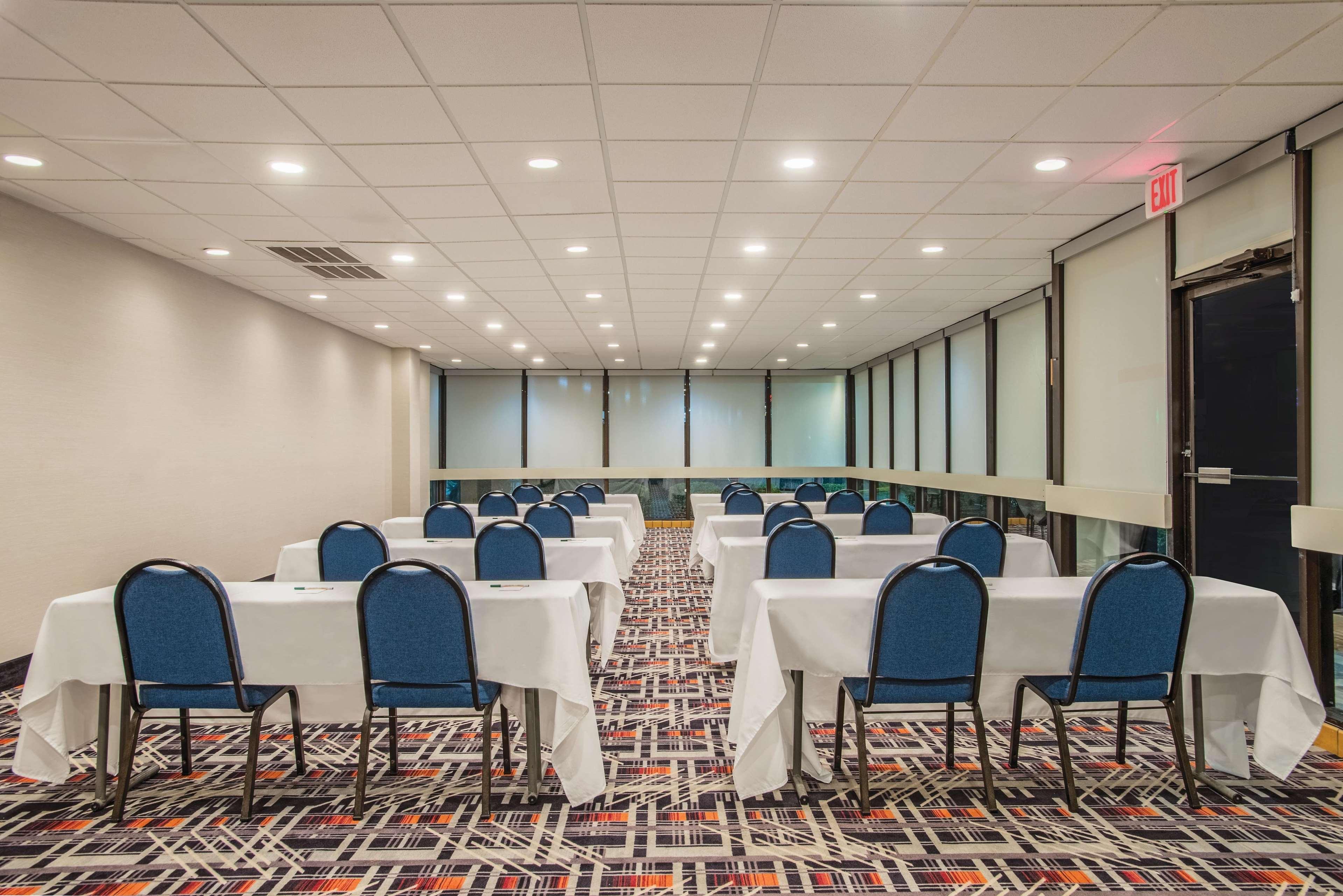 La Quinta Inn & Suites By Wyndham Dc Metro Capital Beltway Capitol Heights Exteriér fotografie