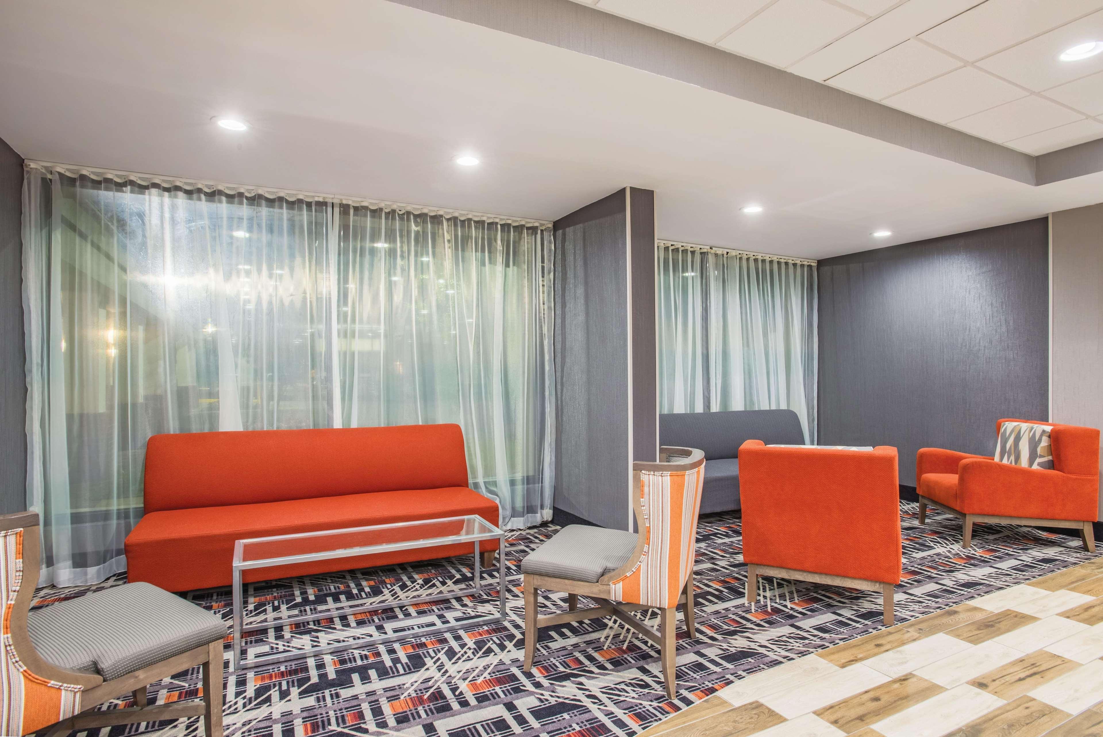 La Quinta Inn & Suites By Wyndham Dc Metro Capital Beltway Capitol Heights Exteriér fotografie