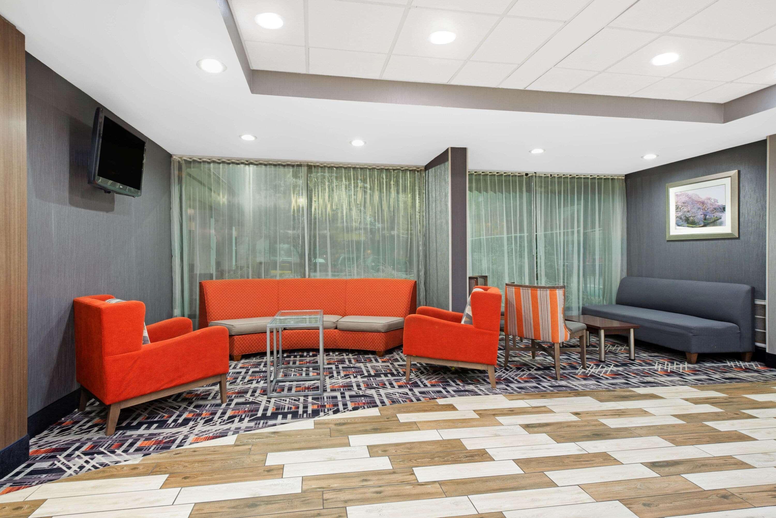 La Quinta Inn & Suites By Wyndham Dc Metro Capital Beltway Capitol Heights Exteriér fotografie
