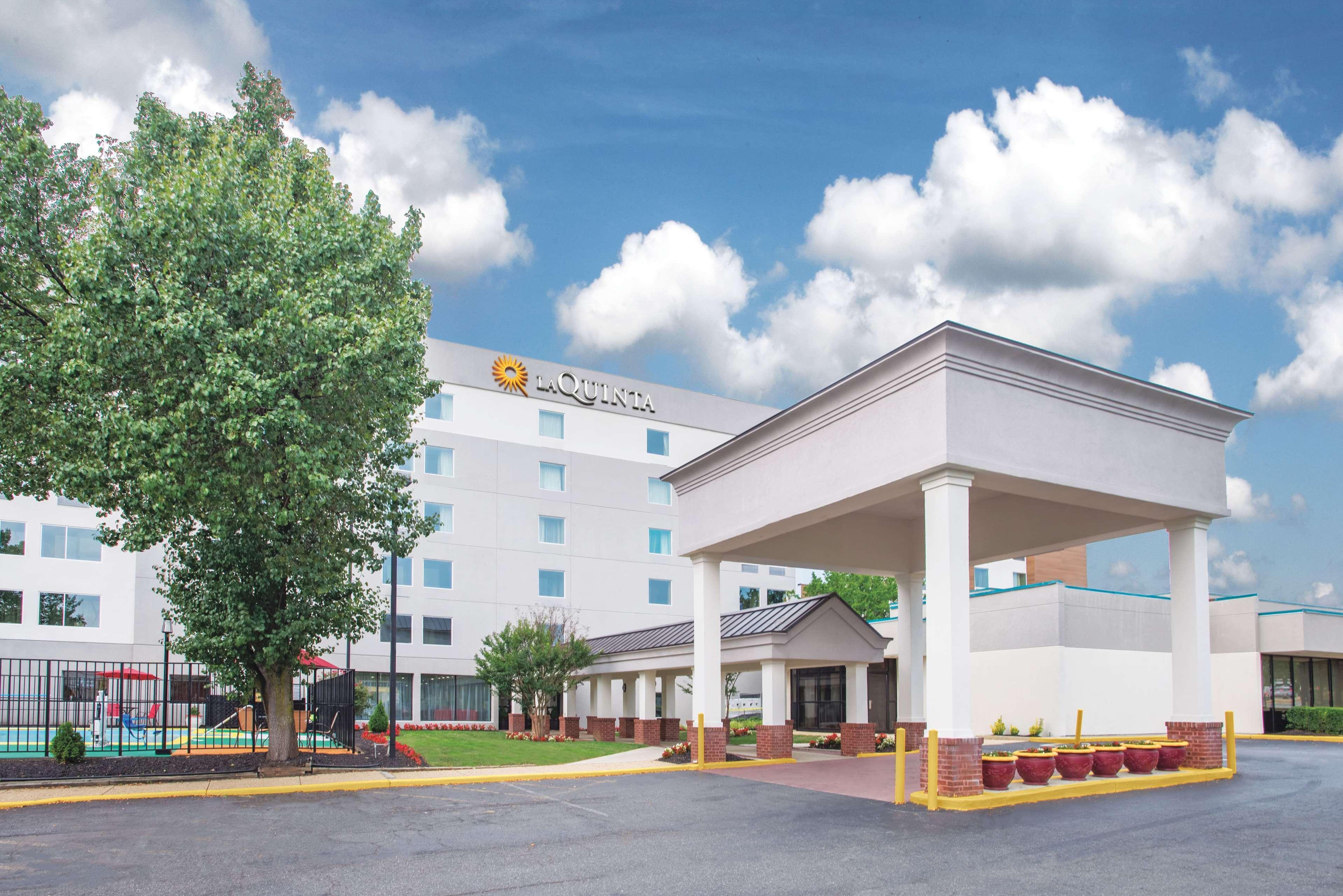 La Quinta Inn & Suites By Wyndham Dc Metro Capital Beltway Capitol Heights Exteriér fotografie