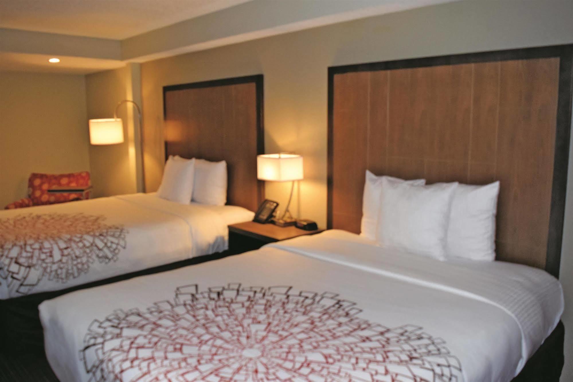 La Quinta Inn & Suites By Wyndham Dc Metro Capital Beltway Capitol Heights Exteriér fotografie